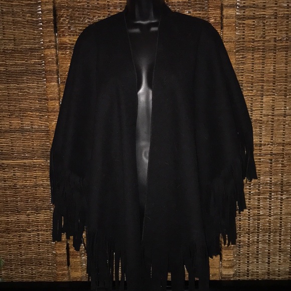 Hallsey Fringe Poncho - Picture 2 of 8